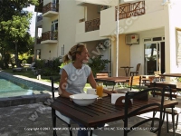 Filename=superior_apartment_black_river_mauritius_ref_119_breakfast_outside.JPG
Filesize=140KiB
Dimensions=800x600
Date added=Aug 04, 2010 superior_apartment_black_river_mauritius_ref_119_breakfast_outside.JPG