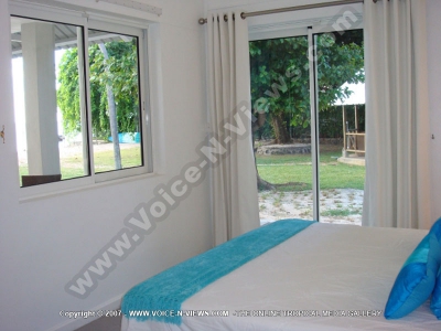superior_beach_villa_black_river_mauritius_ref_166_bedroom_and_garden_view.jpg