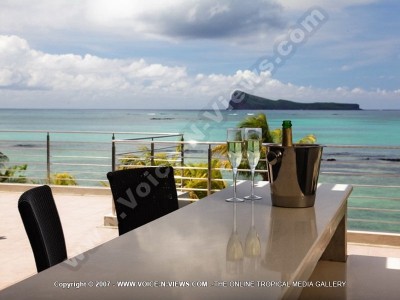 superior penthouse apartments cap malheureux ref 94 balcony-and coin de mire view
