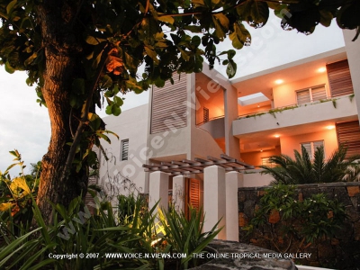 superior penthouse apartments cap malheureux ref 94 side view
