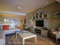 Filename=superior_penthouse_apartments_cap_malheureux_ref_94_tv_room.jpg
Filesize=99KiB
Dimensions=800x600
Date added=Aug 04, 2010 superior_penthouse_apartments_cap_malheureux_ref_94_tv_room.jpg