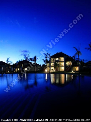 tamassa hotel mauritius general view at night
