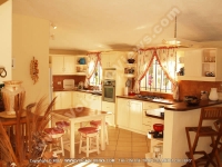 Filename=beach_villa_bernard_mauritius_kitchen_view.jpg
Filesize=83KiB
Dimensions=800x600
Date added=Feb 27, 2008 beach_villa_bernard_mauritius_kitchen_view.jpg