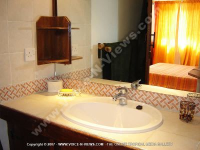 beach villa-millionaire mauritius bathroom view
Millionaire Beach Villa bathroom view. Each bedroom has its own bathroom. There is a bathroom upstairs and downstairs.
Keywords: Millionaire Beach Villa, bathroom