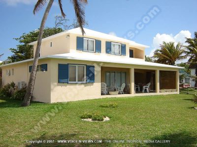 beach villa-millionaire mauritius fron view
Millionaire Beach Villa front view. Millionaire is a superior beach villa located at Point d'Esny on the southeast coast of Mauritius about one km away from the Blue Bay marine park. Gaze out onto the white sandy beach and blue, blue ocean from an upstairs bedroom or the vast front terrace.
Keywords: Millionaire Beach Villa, front, Pointe d'Esny, southeast coast, Blue Bay Marine, garden, terrace