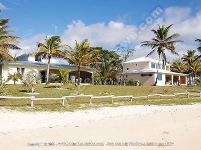 beach villa millionaire mauritius general view
Millionaire Beach Villa general view. Right on the beach of Point d'Esny on the southeast coast of Mauritius and only a few minutes from Blue Bay Marine Park; Millionaire is a superior deluxe beach villa catering to all your needs and making your dream holiday in paradise come true.
Keywords: Millionaire Beach Villa, general, beach, Pointe d'Esny, southeast coast, Blue Bay Marine, catering, paradise