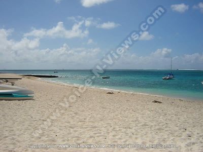 beach villa myr mauritius beach view
Myr Beach Villa beach view. It is a tropical paradise for any water sports enthusiast and all those who appreciate to be in a place where the Mauritians themselves love to spend their holidays. Blue Bay is a very attractive place for persons who enjoy snorkelling or tourists that want to experience the general life of Mauritians i.e. family outings to the beach. 
Keywords: Myr Beach Villa, beach, tropical, paradise, water, sports, Blue Bay, snorkelling