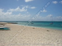 Filename=beach_villa_myr_mauritius_beach_view.jpg
Filesize=75KiB
Dimensions=800x600
Date added=Feb 27, 2008 beach_villa_myr_mauritius_beach_view.jpg