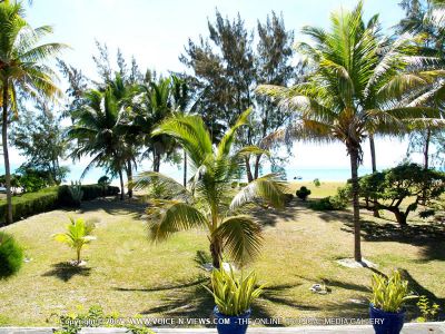 beach villa patricia mauritius beach garden view
Patricia Beach Villa garden view. There is a large garden on the rear and front side of the house as well as a private garage.
Keywords: Patricia Beach Villa, garden, large, rear, front, private, garage