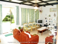 Filename=beach_villa_patricia_mauritius_tv_room.jpg
Filesize=93KiB
Dimensions=800x600
Date added=Feb 27, 2008 beach_villa_patricia_mauritius_tv_room.jpg