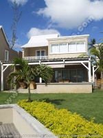 Filename=white_oak_villa_mauritius_front_view.jpg
Filesize=173KiB
Dimensions=600x800
Date added=Apr 03, 2009 white_oak_villa_mauritius_front_view.jpg