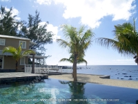 Filename=white_oak_villa_mauritius_sea_view.jpg
Filesize=164KiB
Dimensions=800x600
Date added=Apr 03, 2009 white_oak_villa_mauritius_sea_view.jpg