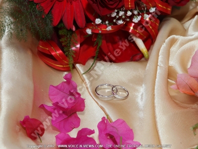 wedding and honeymoon in mauritius shanon and nicolas rings
