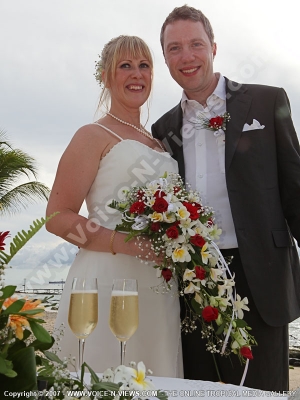 wedding of peter gonzi and jenny in mauritius just married couple

