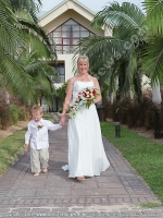 Filename=honeymoon_and_wedding_of_peter_gonzi_and_jenny_mauritius_le_meridien_hotel.jpg
Filesize=186KiB
Dimensions=600x800
Date added=Mar 30, 2011 honeymoon_and_wedding_of_peter_gonzi_and_jenny_mauritius_le_meridien_hotel.jpg