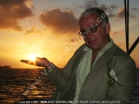 Filename=mauritius_sunset-view_on_maeva_catamaran.jpg
Filesize=108KiB
Dimensions=800x600
Date added=Mar 30, 2011 mauritius_sunset-view_on_maeva_catamaran.jpg